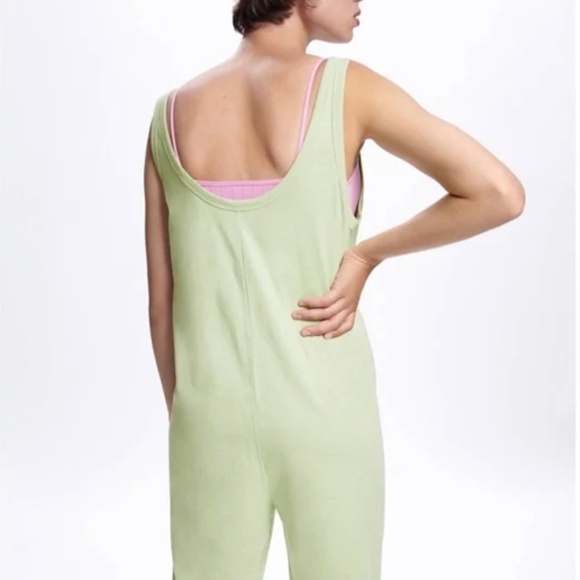 Zara Relaxed Fit Jumpsuit Pale Green Size Small - Picture 2 of 6